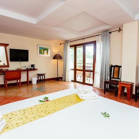 Ao Nang Bay Resort Экстерьер фото