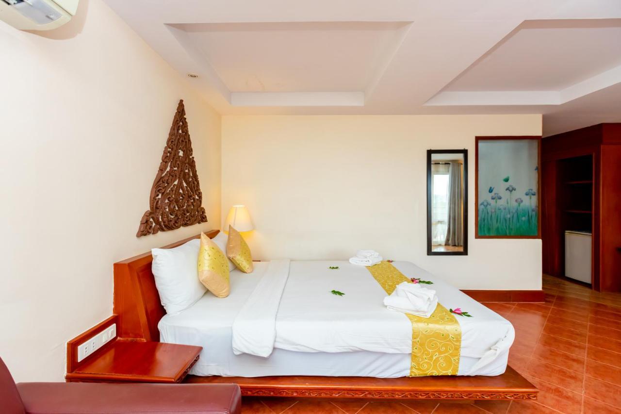 Ao Nang Bay Resort Экстерьер фото