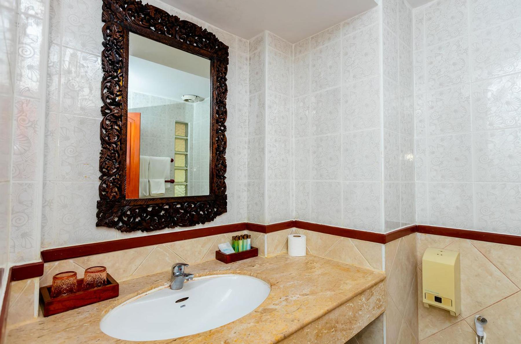 Ao Nang Bay Resort Экстерьер фото